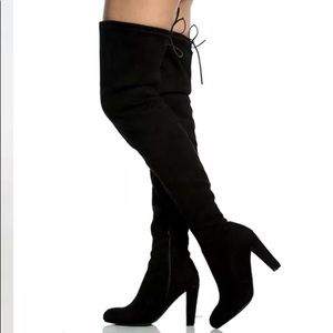 Over the knee boots (black )